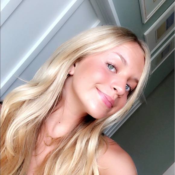 carolinegwhite